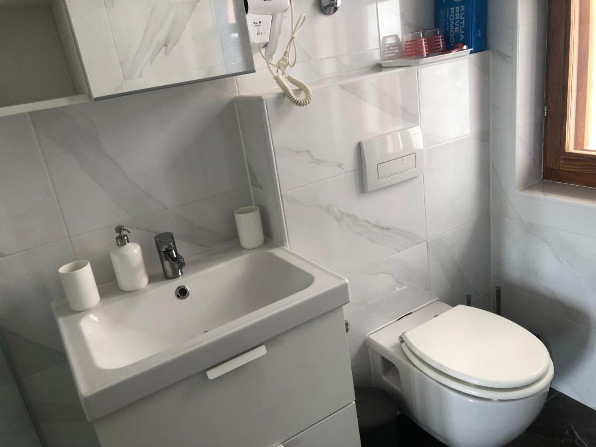 De Luxe Room In The Heart Of The City Ρόβινι Εξωτερικό φωτογραφία